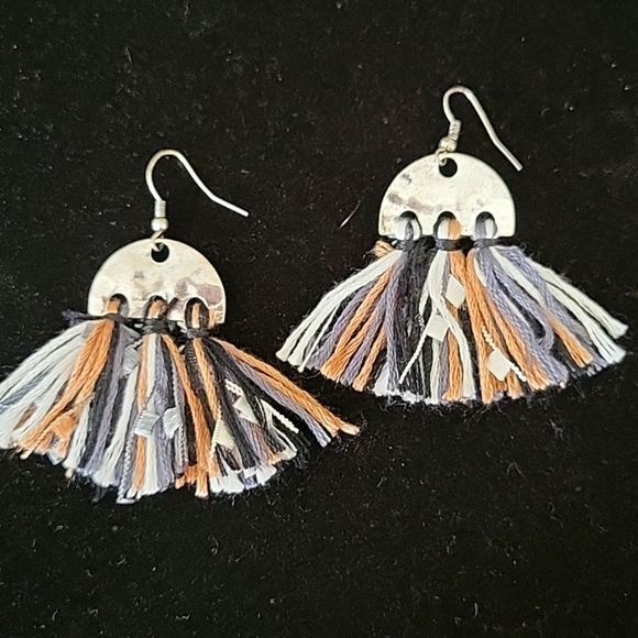 Pair of boho earrings - Picture 4 of 4